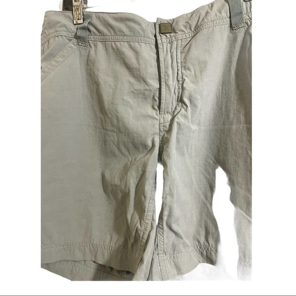 Mountain hard wear hiking shorts beige size 8 - Picture 2 of 8